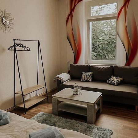 Unser Sonniges Apartment Mit Wlan, Netflix, Xbox 마그데부르크 외부 사진